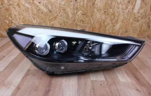 Hyundai Tucson TL Headlight/headlamp 92102D7200 92102D7XXX D792122020