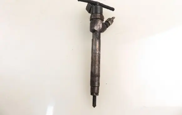 Mercedes-Benz A W168 Fuel injector 6680700287 0445110015