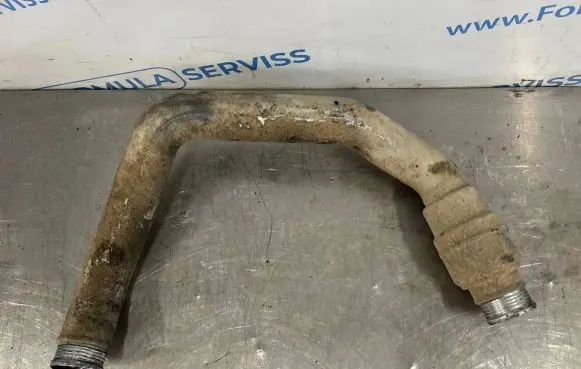 Volvo V70 Intercooler hose/pipe