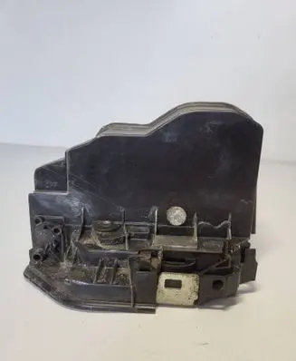 BMW 5 E60 E61 Front door lock 7036170