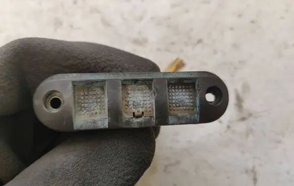 Volkswagen Transporter - Caravelle T4 Sliding door contact joint 701959377
