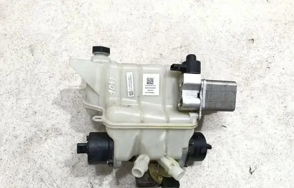 Tesla Model 3 Coolant expansion tank/reservoir 109701500K
