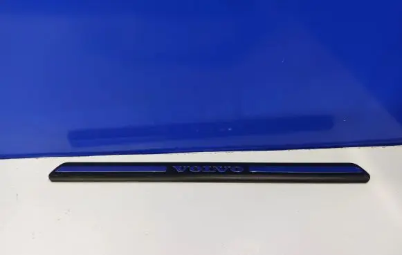 Volvo XC90 Front sill trim cover 8659960