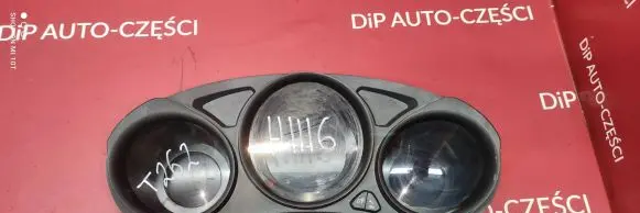Citroen C4 II Picasso Speedometer (instrument cluster) 9801531880