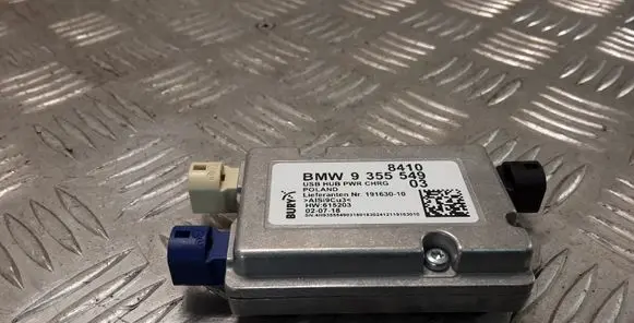 BMW 4 F32 F33 USB control unit 9355549 84109355549