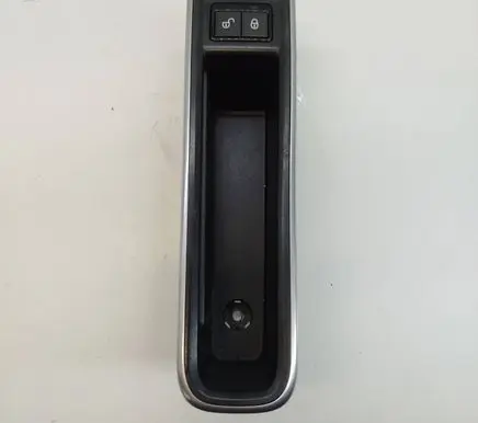 Jaguar XF X260 Dashboard storage box/compartment GX6322634A