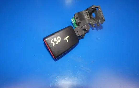 Volvo S90, V90 Rear seatbelt buckle 