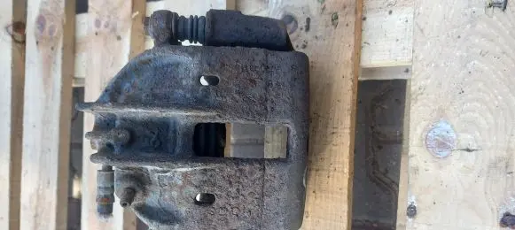 Volvo S40, V40 Front brake caliper