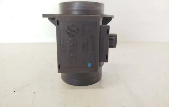 Audi A6 S6 C5 4B Mass air flow meter 074906461