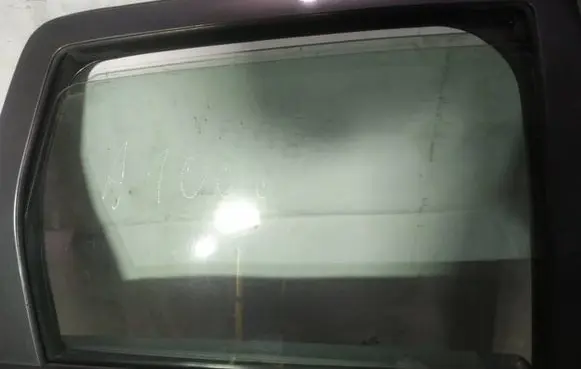 Mitsubishi Colt Rear door window glass as2