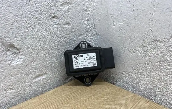 Renault Scenic II - Grand scenic II ESP acceleration yaw rate sensor 0265005259 8200074266 0017817