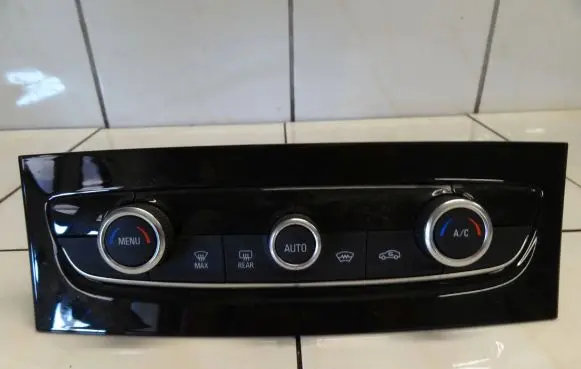 Opel Grandland X Climate control unit 98224344YX