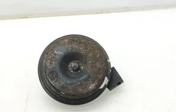 Toyota Yaris Horn signal E130026 000026