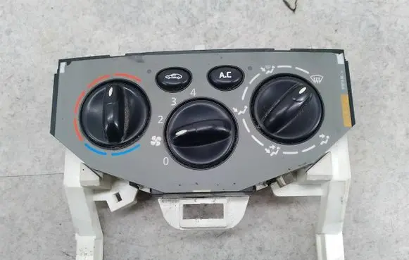Renault Trafic I Climate control/heater control trim 9107HAC