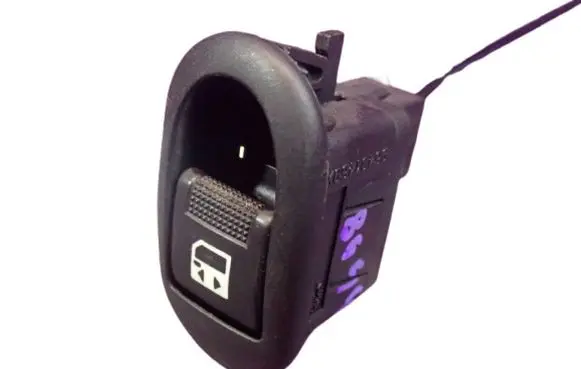 Peugeot 1007 Headlight wiper switch 
