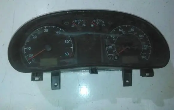 Volkswagen Polo Speedometer (instrument cluster) 6q0920900h