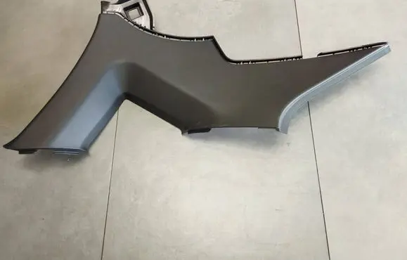 (C) pillar trim