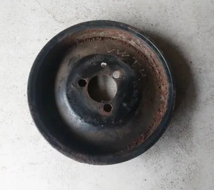 Volkswagen Transporter - Caravelle T4 Power steering pump pulley 0T4145255B