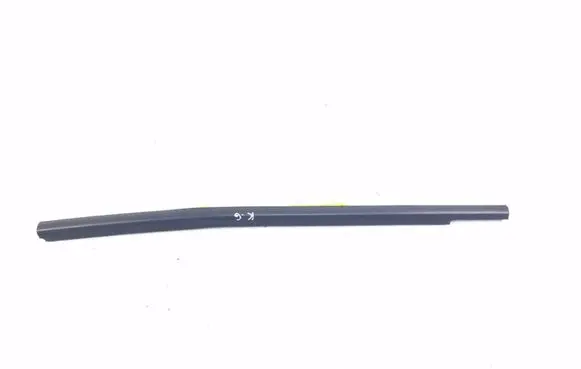 Hyundai Santa Fe Rubber seal rear door window/glass 