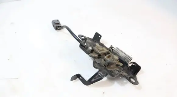 Mazda 3 III Engine bonnet/hood lock/catch