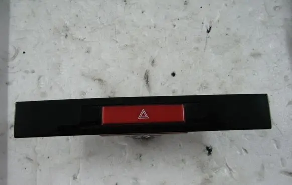 Honda FR-V Hazard light switch M27745