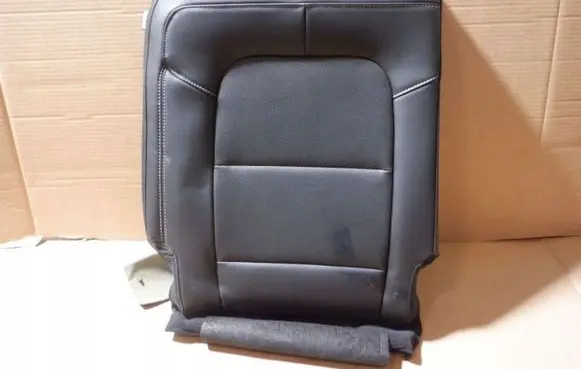 Rear seat