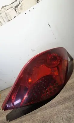 Peugeot 207 Rear/tail lights