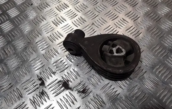Nissan Qashqai Engine mount bracket 8200277221