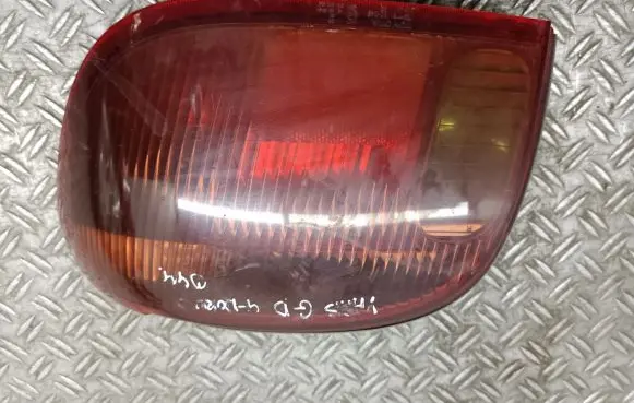 Toyota Yaris Rear/tail lights