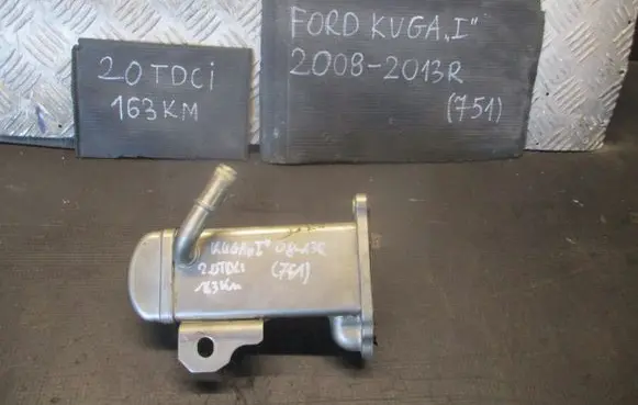 Citroen DS5 EGR valve cooler V29004027