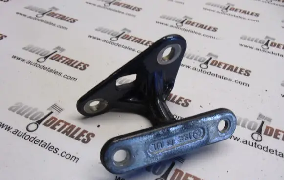 Mercedes-Benz E W211 Front door lower hinge 