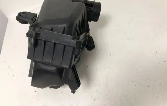 Ford S-MAX Air filter box