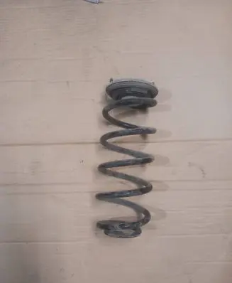 Audi A4 S4 B5 8D Front coil spring
