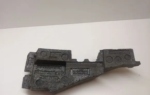 Front bumper foam support bar
