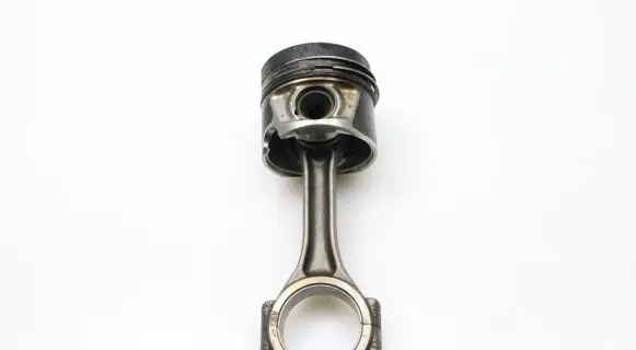 Volkswagen Tiguan Piston with connecting rod