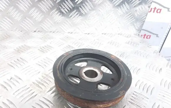 Toyota Verso Crankshaft pulley 39H