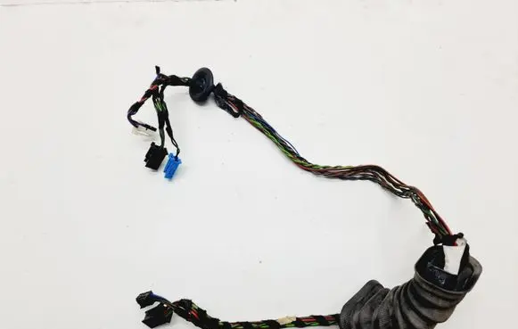 Mercedes-Benz B W246 W242 Rear door wiring loom A2468201115