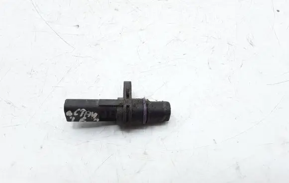 Skoda Octavia Mk3 (5E) Camshaft position sensor 04L907601