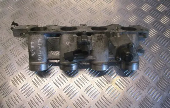 Alfa Romeo 156 Intake manifold