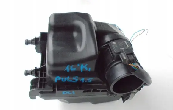 Nissan Pulsar Air filter box H8200702517 8200681558