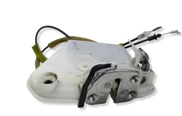 Mazda 6 Front door lock 