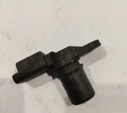 Renault Megane II Camshaft position sensor 8200033686