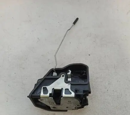 BMW 5 E60 E61 Rear door lock 7167075