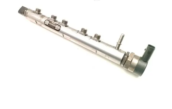 Fuel main line pipe