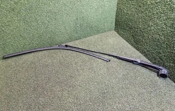 Ford Transit Custom Front wiper blade arm BK2117526DC W000035490