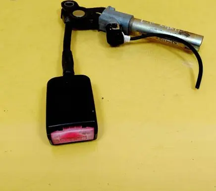 Citroen Xantia Front seatbelt buckle 0150070210