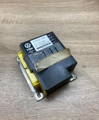 Volkswagen PASSAT B6 Airbag control unit/module 3C0909605J 391130