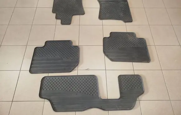 Subaru B9 Tribeca Car floor mat set J501EXA010 J501EXA100 J501EXA020