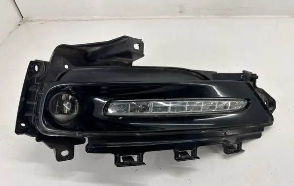 Chrysler 300C Front fog light 68239797AB 68295623AA
