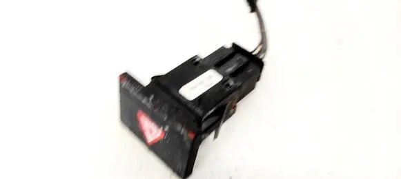 Volkswagen Touareg I Hazard light switch 7L6953235